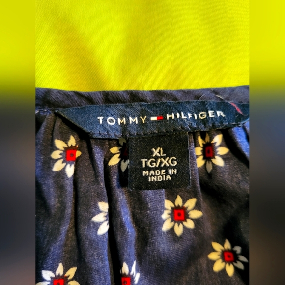 4 for $30 🌈 Tommy Hilfiger tie neck lace insert 3/4 sleeve flower top size XL - Picture 3 of 9